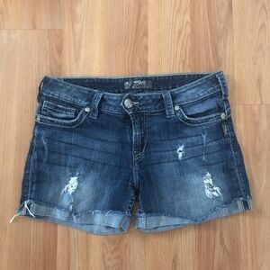 Silver jean shorts size 29